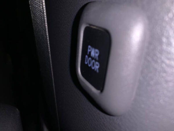 2021 Toyota Sienna XLE 7-Passenger - Image 44
