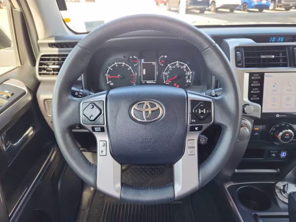 2022 Toyota 4Runner - Image 16