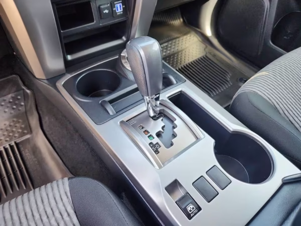 2022 Toyota 4Runner - Image 12