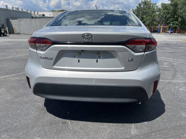 2023 Toyota Corolla LE - Image 2