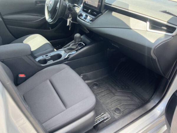 2023 Toyota Corolla LE - Image 11