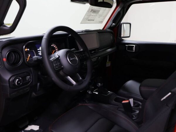 2025 Jeep Wrangler - Image 8