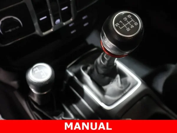 2019 Jeep Wrangler - Image 20
